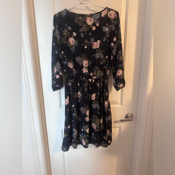 Navy Floral Long Sleeve Dress - Picture 2 of 6
